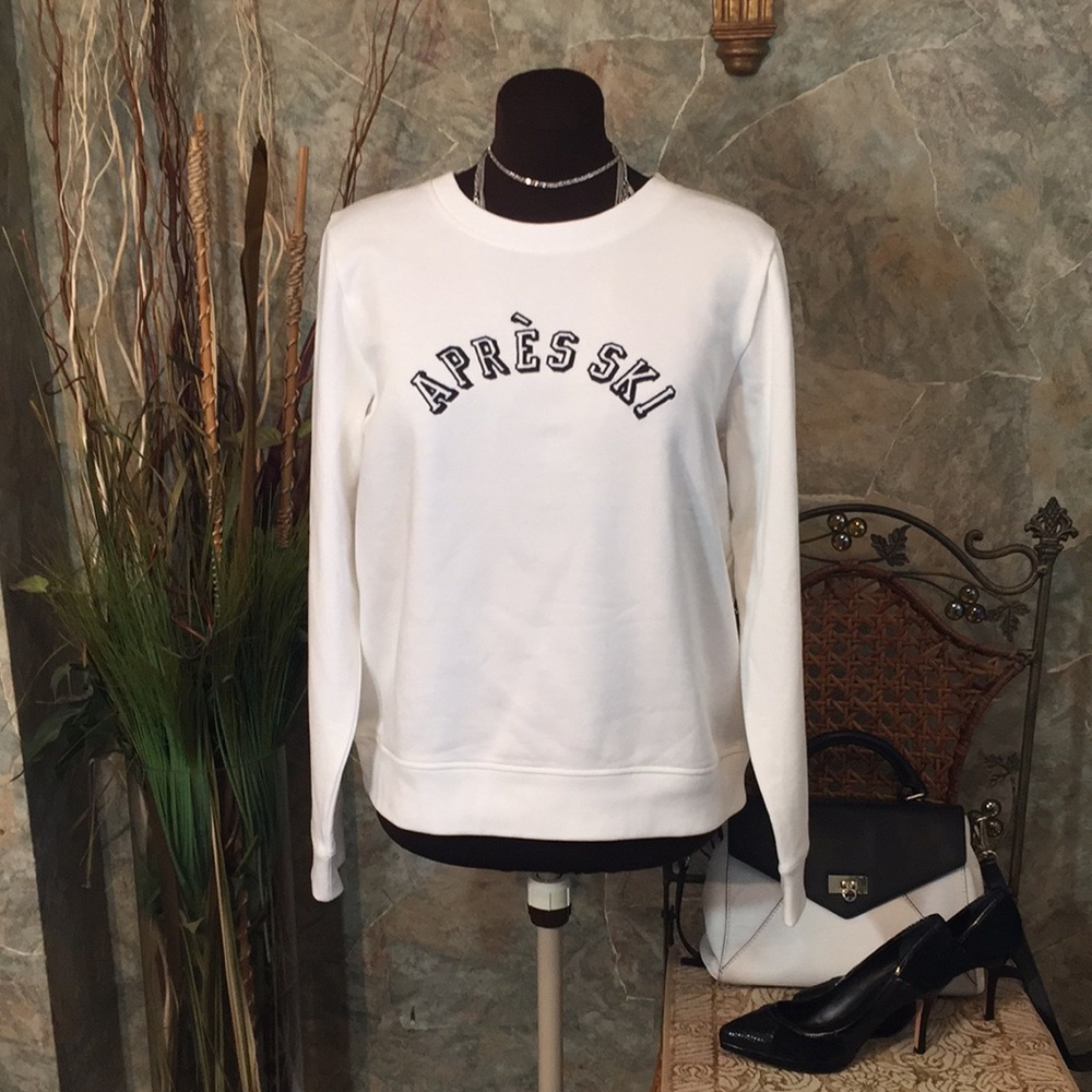 J. crew 🌹stunning white Pull over sweatshirt